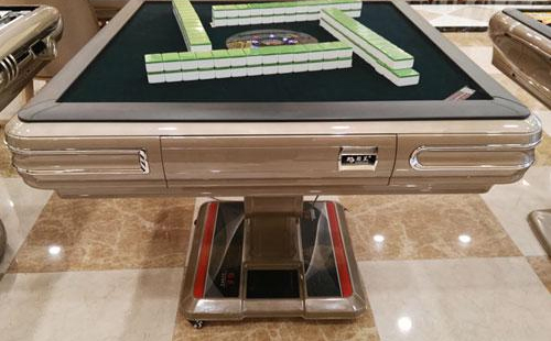 全自动吐鲁番吐鲁番麻将桌在家庭娱乐空间中的应用与选购指南