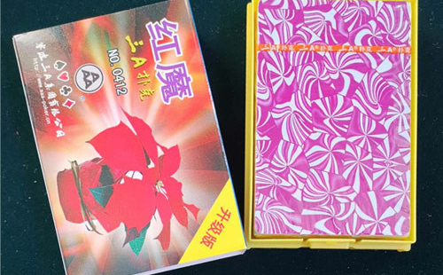 文化传承与多元价值：吐鲁番纸牌的现代发展与应用探索